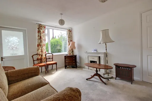 Photo 3 — Creyke Close, Cottingham