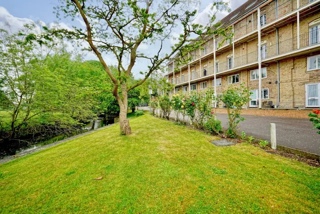 Bridge Place, Godmanchester, PE29, photo 1