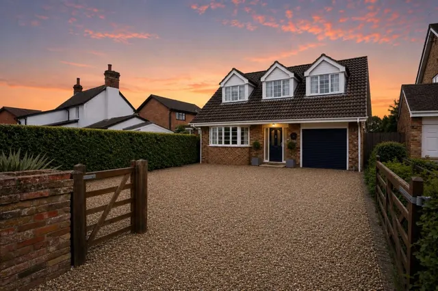 Silchester Road, Pamber Heath, RG26, photo 1