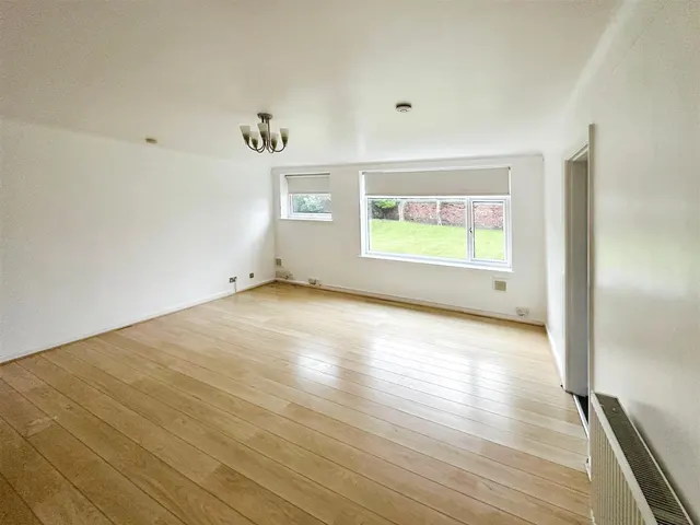 Nicholas Road, Liverpool, L23, photo 2