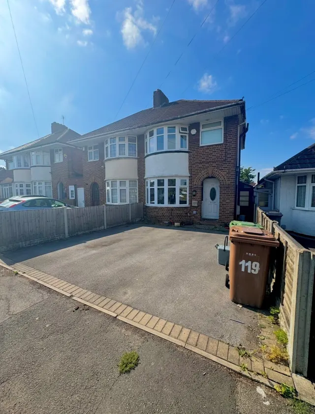 Marcot Road, Solihull, B92