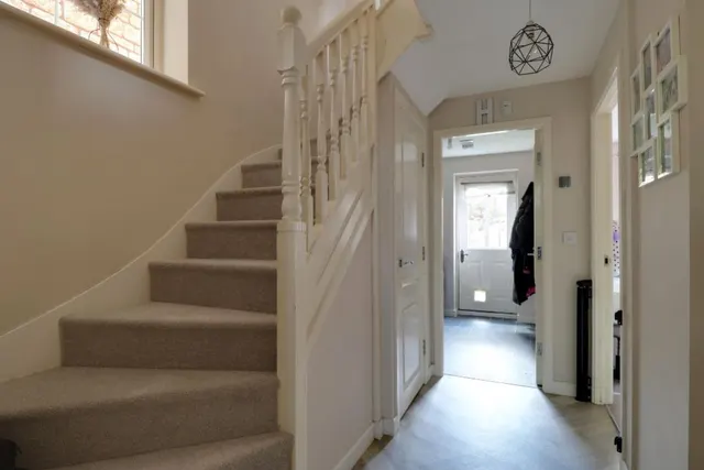 Watt Ave, Colsterworth, NG33, photo 2