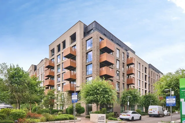Leyton Road, London, E15, photo 1