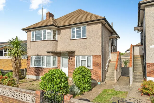 High Street, West Wickham, BR4, photo 1