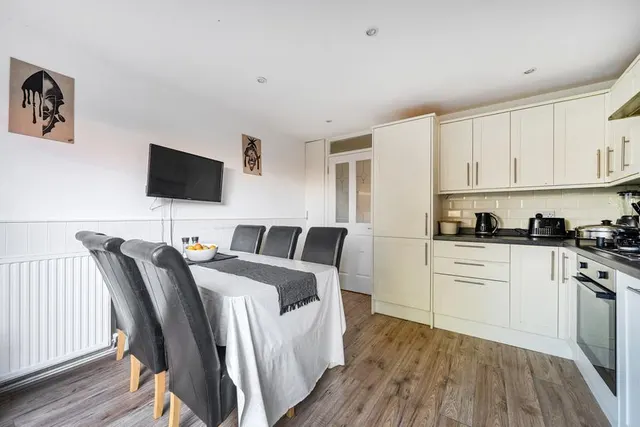 Cheviot Road, Slough, SL3, photo 2