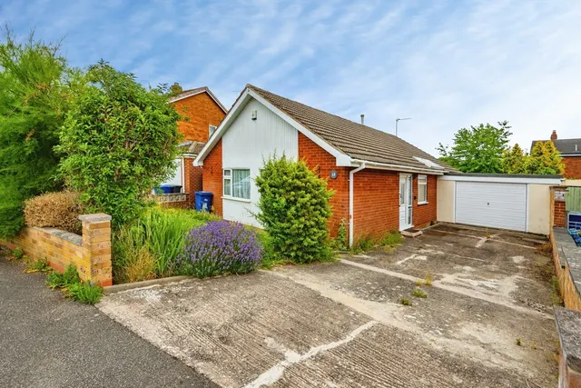 Lightwood Road, Yoxall, DE13, photo 1