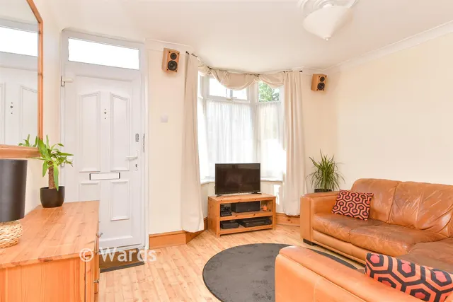 Trafalgar Street, Gillingham, ME7, photo 2
