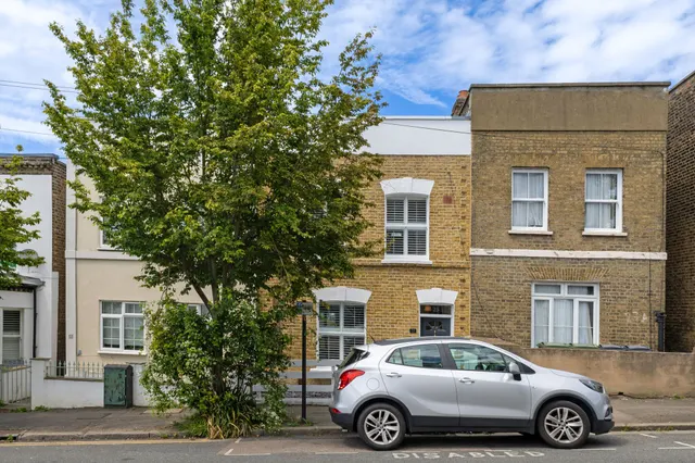 Birkbeck Hill, London, SE21, photo 1