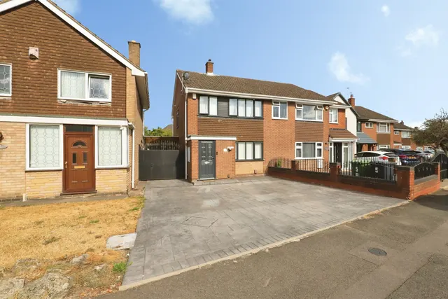 Park Hall Road, Goldthorn Park, WV4, photo 1