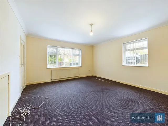 Lingwood Avenue, Bradford, BD8, photo 3
