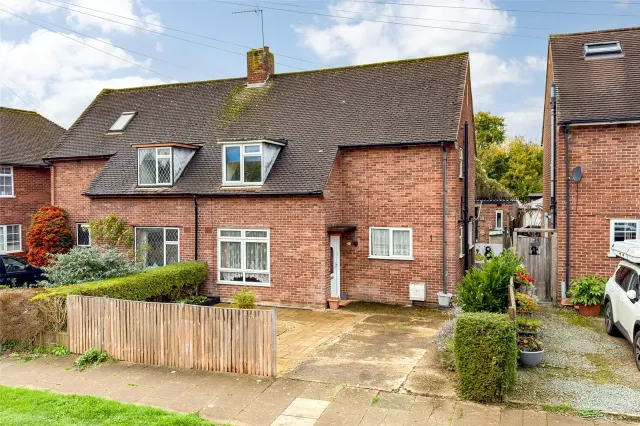 Gorham Drive, St. Albans, Hertfordshire, AL1 2HP, photo 1