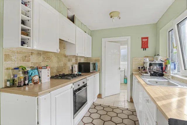 Photo 2 — Beckenham, BR3 5NP