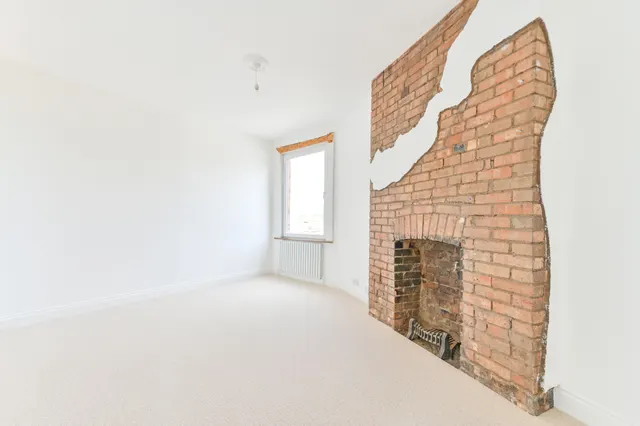Photo 3 — 54c St Johns Avenue, London
