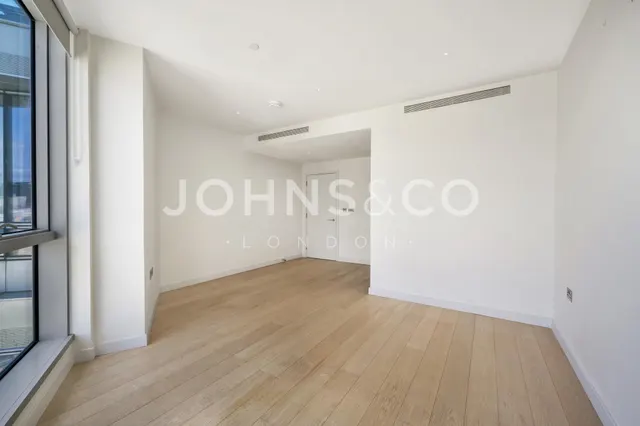 Biscayne Avenue, E14, photo 3