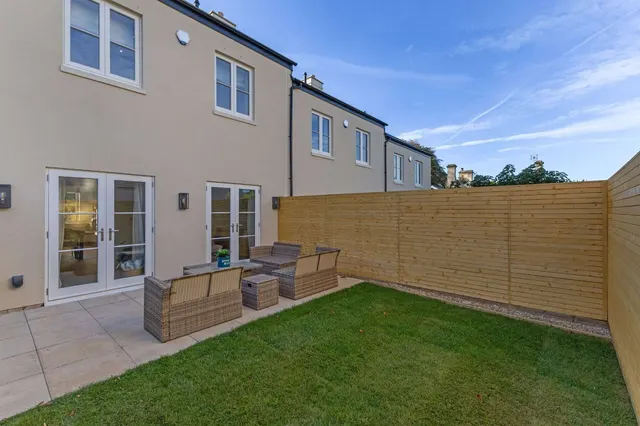 Warminster Road, Bath, BA2, photo 3