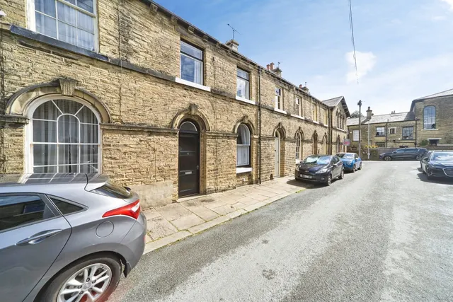 Constance Street, Saltaire, Shipley, photo 1