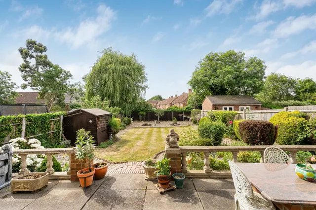 London Road, Stanmore, HA7, photo 2
