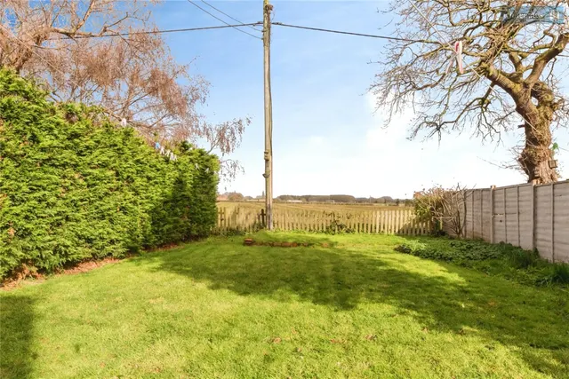 Holly Mount, Shavington, CW2, photo 2