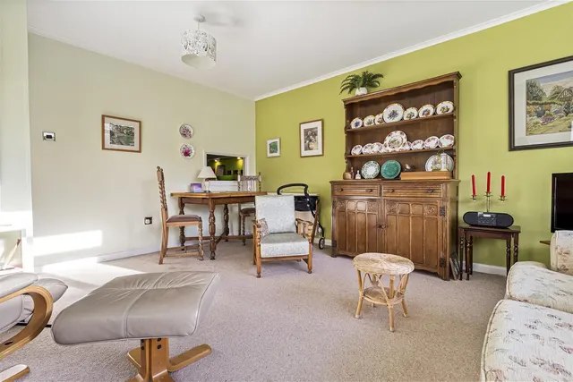 Photo 3 — Dorchester Gardens, Worthing