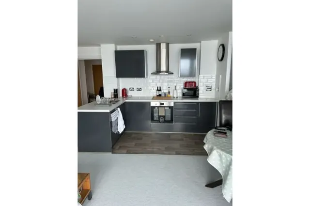 Havannah Street, Cardiff, CF10, photo 2