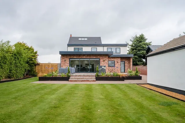 Moss Lane, Burscough, L40, photo 1