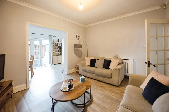 Burnham Road, Romford, RM7, photo 2