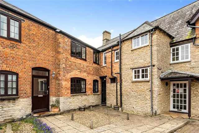 High Street, Kidlington, OX5, photo 1