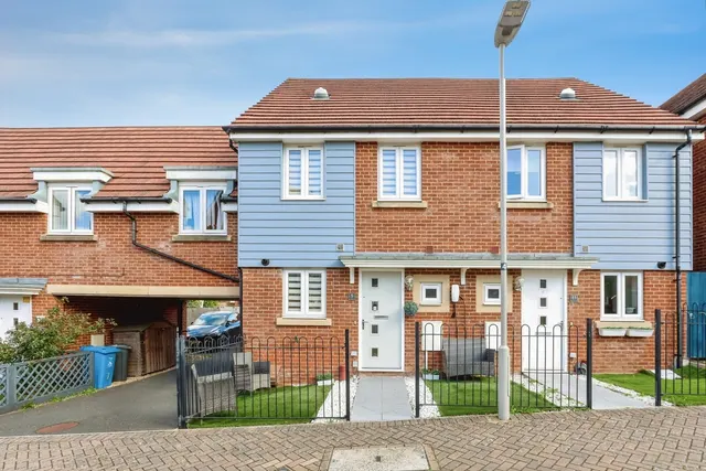 2 bedroom house, Mannock Way, Canford Heath, BH17