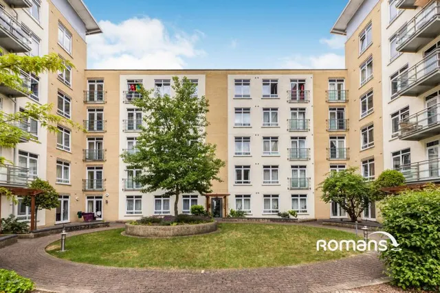 Kenavon Drive, Reading, RG1, photo 1