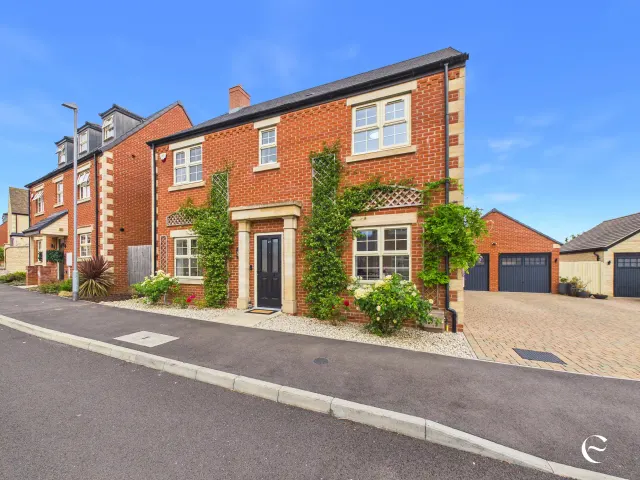 Top Lock Meadows, Stamford, PE9 3FF, photo 1