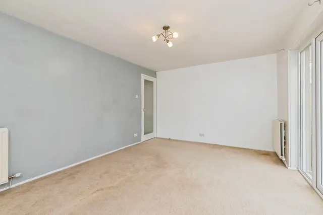 Photo 2 — Elgin Court, Darlington, Durham, DL1