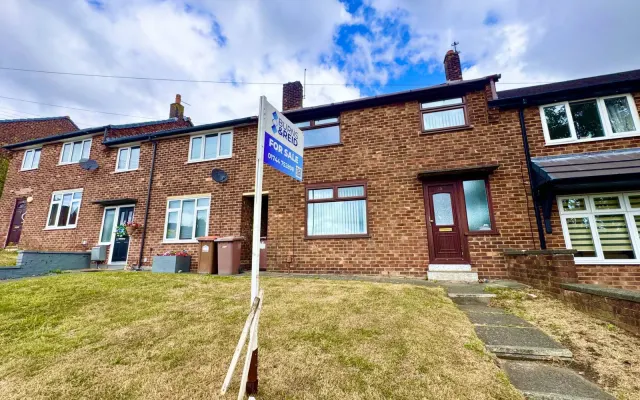 Bowness Avenue, St Helens, photo 1
