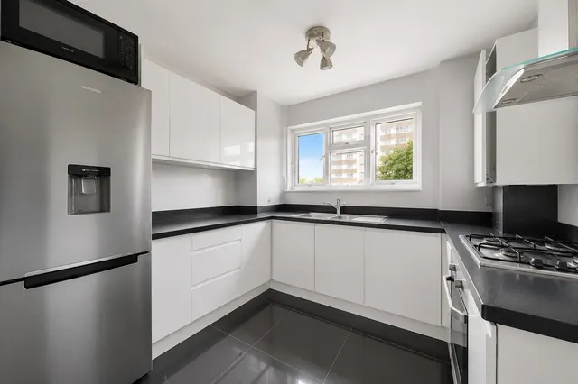 Photo 3 — Studley Road, London