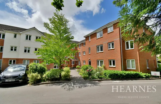 St Georges Court, BH22, photo 1