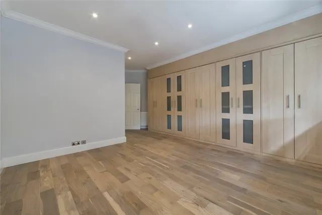 West Heath Road, London, NW3, photo 3