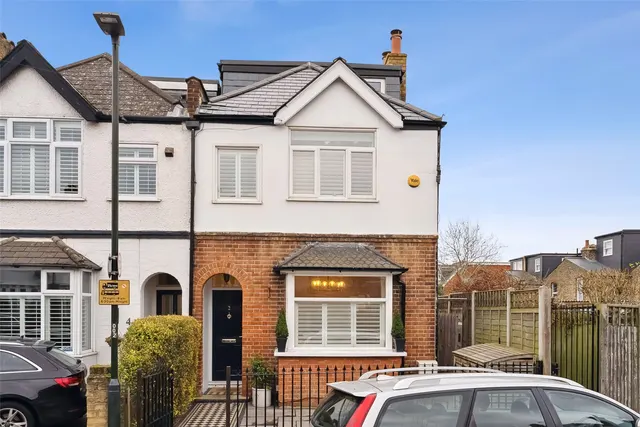 Percy Road, Hampton, TW12 2HW, photo 1