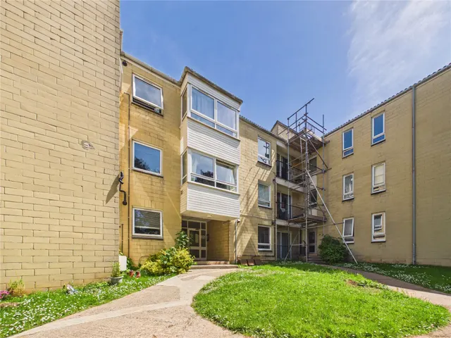 Overnhill Road, Downend, BS16, photo 1