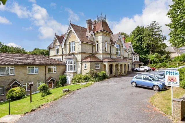 Victoria Avenue, Shanklin, PO37, photo 1