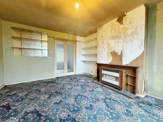 Photo 2 — Maes Ffynnon, Llanddulas, Conwy, LL22 8JB