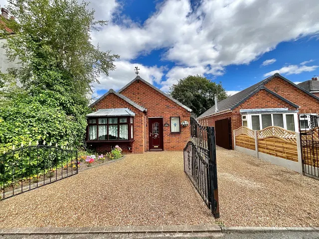 Mill Road, Cheadle, ST10, photo 1