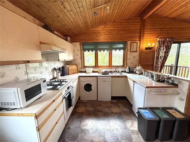 Lodge, Narberth, SA67, photo 3