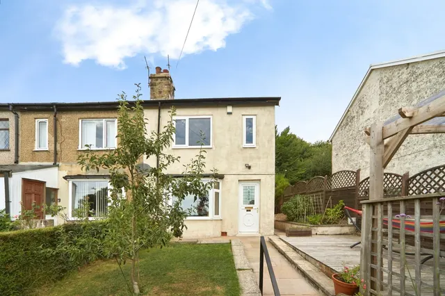 Sunnymount, Braithwaite, BD22, photo 1