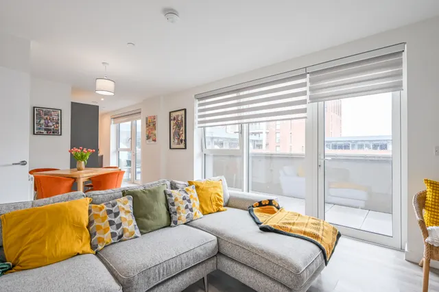Photo 2 — 45 St Pier Court, 6 Thunderer Street, London