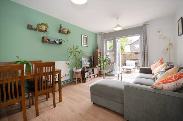 Ivybridge Close, Twickenham, TW1, photo 2