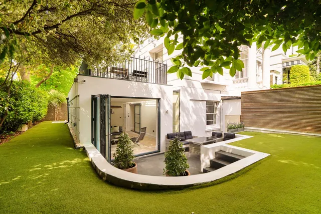 Photo 3 — Dawson Place, Notting Hill, London, W2 4TJ