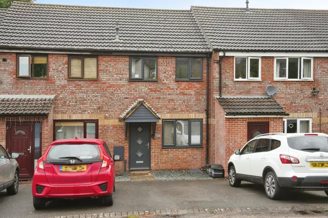 Kendrick Close, Westbury, photo 1