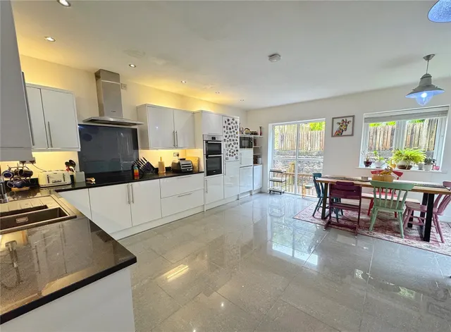 Parkside Road, Todmorden, OL14, photo 3