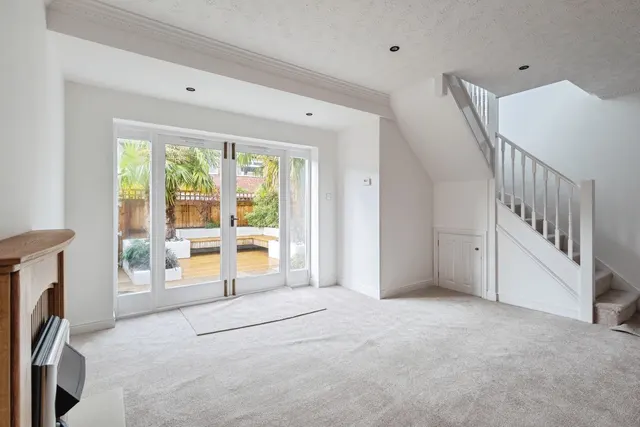 Govan Street, Northenden, M22, photo 2