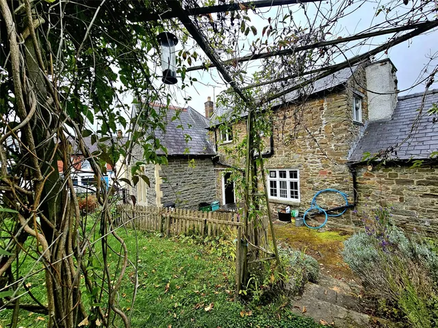 Hereford Street, Presteigne, LD8, photo 1