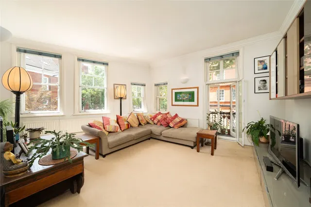 Cheyne Court, Flood Street, Chelsea, SW3, photo 1